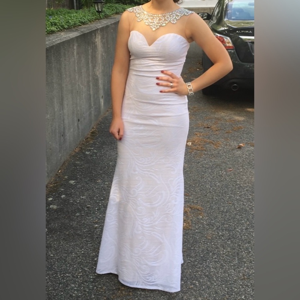 Xcite White & Tan Formal Dress